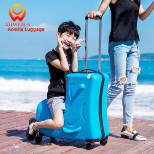 Yellow Duck Childrens Carry-On Suitcase Travel Bag with Wheels Baby Carrier Boys And Girls Luggage Cartoon Design