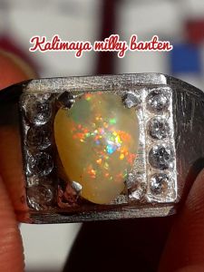 batu cincin kalimaya milky kristal banten asli