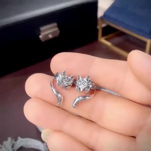 Huitan Vintage Fox-shaped Ear Cuff Earrings for Women Antique Silver Color Creative Clip Earrings Daily Wear Versatile Jewelry
