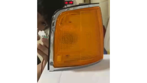 DEPO-213-1509-1YA  1989-1994 IZ TFR KB26/PICK-UP KB26 CORNER LAMP ASSY