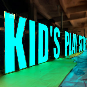 Custom Luminous Signage Storefront Outdoor Advertising Letters Acrylic Stainless Steel Borderless LED Letters Waterproof Craft Customization