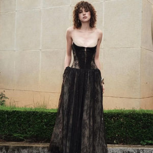 French Elegance Lace Embroidery Strap Dress Waist-defining Slimming Elegant Party Dress