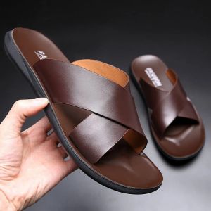 Korean Style Summer New Genuine Leather Mens Sandals Anti-slip Soft Bottom Beach Shoes Trendy Outdoor Slippers