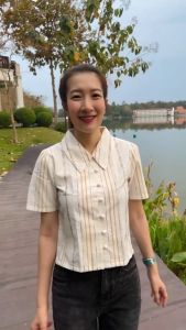 เสื้อผ้าฝ้าย ทอลายเส้นแฟนซี คอปก ใส่ทำงาน รุ่นบัวตอง