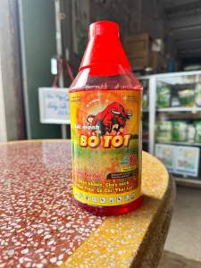 Thuốc trừ Cỏ Lốc Lửa - Bò Tót 900ml. Diệt cỏ tận gốc
