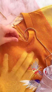 Áo dài Nam chất vải Tafta họa tiết thêu sắc nét sang trọng và nổi bật 3 màu hot - Áo Dài Thiết Kế Linh Sơn