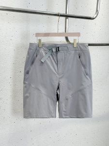 Summer New American Trend High Outdoor Sports Casual Ice Silk Thin Breathable Loose Straight Leg Five-Quarter Shorts Men