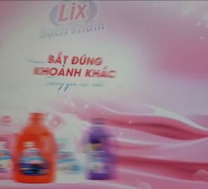 Nước xả vải Lix can 1.8L sạch thơm hương ngàn hoa/hương nắng tinh khôi/hương nắng hạ.