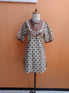 atasan wanita cream motif batik coklat SHELSHA cewek blouse lengan pendek S M kerja kuliah