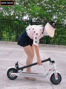 Xe Scooter Điện Gấp Gọn E-Scooter Có Pin Khoác - Tiện Lợi Đa Năng Dễ Dàng Di Chuyển