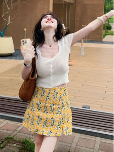 YUEZHONGWEI | White Square Collar Ice Silk Knitted Short Sleeve T-Shirt Women Summer Slim Fit Short Style French Bourgeoise Top