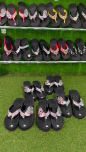 Dép xốp xỏ ngón quai kẹp nữ đính đá đế cao su cứng chống trơn trượt cao thấp đa dạng siêu nhẹ êm ái chắc chắn thời trang