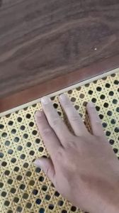 (CUỘN 15M) Lưới mây mắt cáo nhựa màu vàng nhạt 1 cuộn 15m dài trang trí đồ nội thất nhà cửa