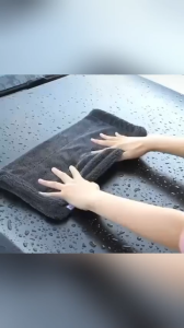HOME+HOUND Premium 1200 GSM Edge-less Microfiber Double Twist Pile Car Drying Towel
