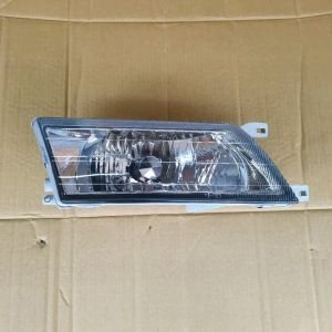 Head light Nissan Sentra B14 per side