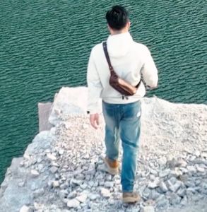 BULLCAPTAIN Head layer Cowhide Mens Waist Bag Vintage One Shoulder Crossbody 8-inch Multi functional