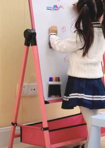 Bảng vẽ trẻ em hai mặt có từ tính xoá dễ dàng không bám bụi