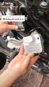 Sạc độ BMA dòng sạc cao cho xe máy Honda và Yamaha đời không phun xăng Fi (Jack cắm zin)