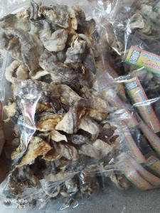 kerupuk kulit ikan super -3 pcs  / ASLI KULIT IKAN REMANG / khas indramayu punya /COD