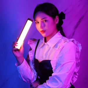 ULANZI VL110 RGB / VL119 RGB (2500K-9000K) - Đèn Ống Từ Tính Đổi Màu RGB - Hàng Chính Hãng