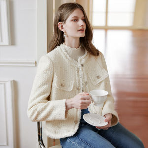 Luxurious Wool Blend Short Coat Womens Fashion French Style round Neck White Woolen Top Spring 2026 New Arrival by Xiang Ying