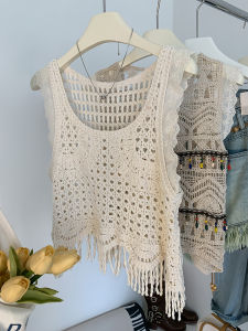 AMILUCK | เสื้อกั๊กถักคอตตอนผสมทรงสั้นแบบสวมสำหรับผู้หญิงในฤดูใบไม้ร่วงปี 2025 พร้อมกระดุมแบบใหม่ แขนกุด ทรงเข้ารูป ผ้าไนลอนผสมโพลีเอสเตอร์