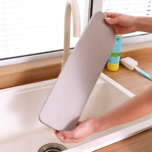 Sincecu Multi-Functional Silicone Sink Organizer Tray with Drain - for Kitchen/Bathroom Sponge & Soap