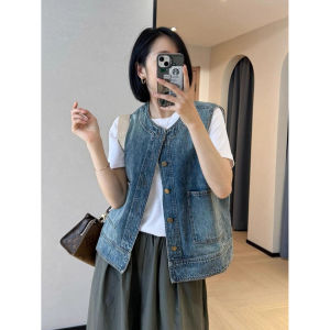 เสื้อกั๊กยีนส์สีน้ำเงินเข้มคอตั้งแขนกุดทรงสลิมฟิตสำหรับผู้หญิง ฤดูร้อน 2025 แจ็คเก็ตแบบสวมลำลอง แขนกุด ทรงสลิมฟิต