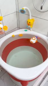 Đồ Chơi Tắm Nước Vịt Vàng Cho Bé Phun Nước Tự Động Kèm Vòi Tắm An Toàn