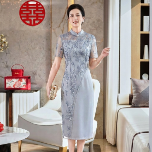 New Chinese Style Wedding Banquet Cheongsam Summer