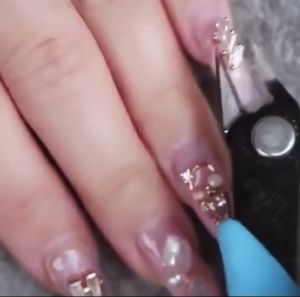 กรรไกรตัดจิวฯ ใช้แกะของตกแต่ง ถอดอะไหล่