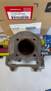 CYLINDER BLOCK FOR HONDA BEAT FI V1 & V2 | HONDA GENUINE PARTS | 12100-K25-600