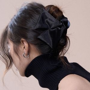 Large Size French Hepburn Style Triangle Hair Clip Unique Design Sensation Shark Clip for Back of Head Bun Hair Quantity Card