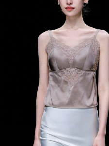 Huyu | Braless Silk Lace French Style Lingerie