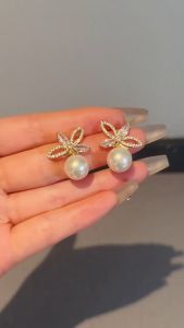 Bông tai đơn giản đi đám cưới - đôi bông bông tai vàng kiểu FL822.45748 hoa tai đôi bông tai nữ khuyên tai nữ học sinh bông tai nữ ngầu khuyên tai nữ hàn quốc BSTKN - [NaLa Shop]