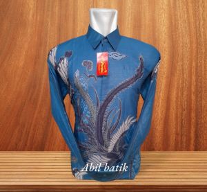 Batik Pria Lengan Panjang Katun Prada Super Biru Muda