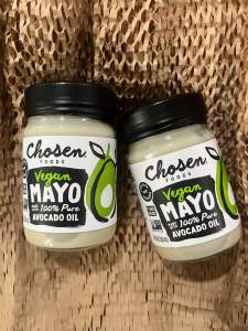 Chosen Foods Vegan Mayo made with 100% Pure Avocado oil Plant Based Non GMO 355mL Product of Canada