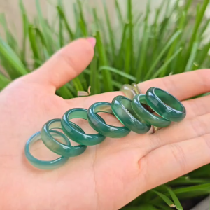 Q2030 Nhẫn Ngọc Agate xanh lá bản dày xanh đậm hợp Mộc & Hoả - Phong Thuỷ TUDO