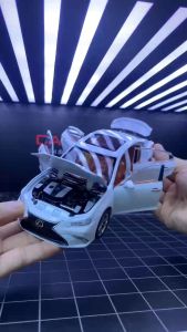 Mô hình xe Lexus ES300h tỉ lệ 1:24 hãng Jinlifang