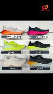 ASICS Mens Novablast 4 รองเท้าวิ่งผู้ชาย