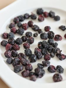 No Sugar Added Blueberry Dried Fruits Natural Clean Blueberries Snacks Nutritious Treats from Anhui Province Copper Mountain