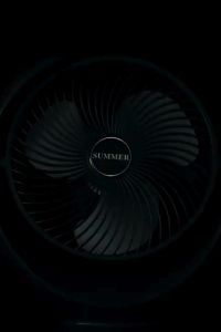 พัดลมตั้งโต๊ะ พัดลมเล็ก ชาร์จ USB ลมแรง3เท่า แบตเตอรี่ความจุสูง 6000mAh พัดลมเล็กต้ังโต๊ะ