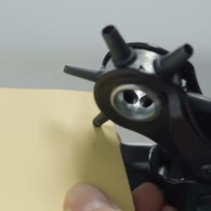 คีมเจาะตาไก่ ที่เจาะตาไก่ คีมเจาะรูเข็มขัด คีมเจาะ ที่เจาะรูเข็มขัด 6ขนาด เจาะสายนาฬิกา พลาสติก หนังได้