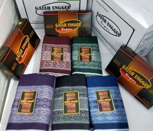 Grosir Isi 10 pcs 20 pcs Sarung Gajah Unggul Kodian Kain Sarung Termurah Thr Ramadhan Sarung Murah Motif Random