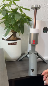 Đèn chiếu sáng có chân nâng hạ ngoài trời siêu sáng MOUNTAINHIKER Thiết kế nhiều chế độ sáng cao cấp linh hoạt