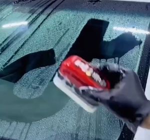 Car Glass Oil Film Stain Remover Oil Film Remover Window 120ml Windshield Glass Film Removal Brush