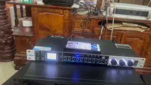 Cục đẩy- Main chính hãng AZPROAZ-6900-64 sò -4 kênh Nguồn xuyến lõi đồngGhép dàn Karaoke