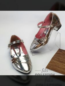 Sepatu Anak Perempuan Elegan & Nyaman