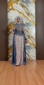 Gamis Elegan Motif Floral Jumbo Terbaru untuk Busana Muslimah