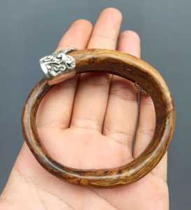 Gelang akar Bahar Brahma Variasi